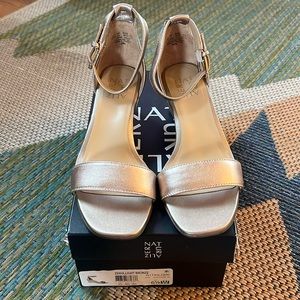 Naturalizer Gold Wedge Heels - Size 6.5